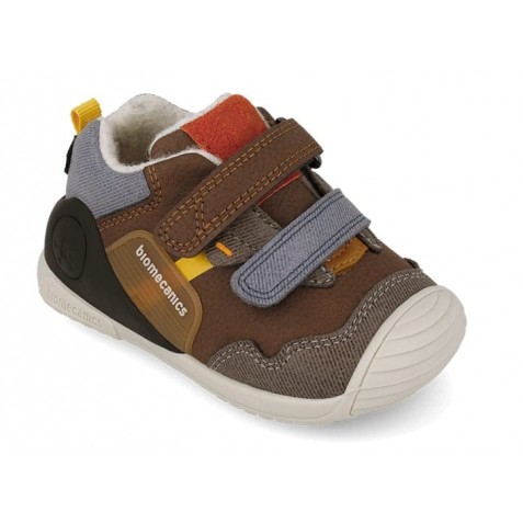 Sneakers Biomecanics 261123-C903Fb Nobuck Forro Borreguillo Choco Sneakers Biomecanics 261123-C903Fb Nobuck Forro Borreguillo Choco